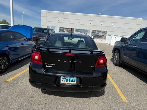 Used 2013 Dodge Avenger R/T FWD image 3