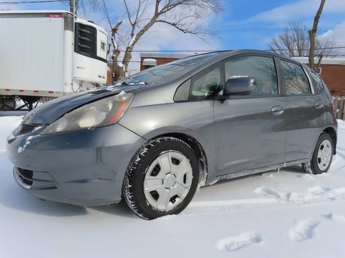 Used 2013 Honda Fit image 4