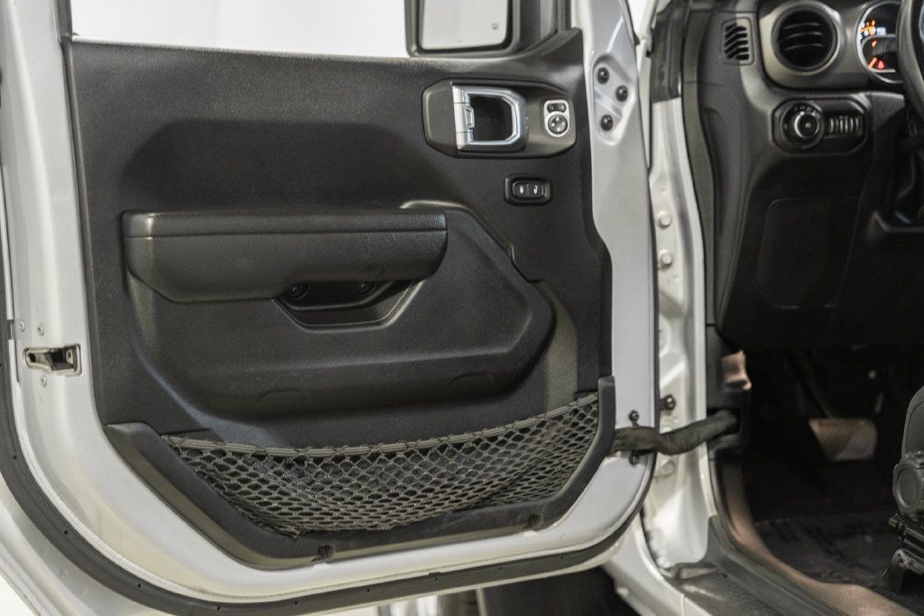Used 2022 Jeep Wrangler Unlimited Sport AWD/4WD image 38