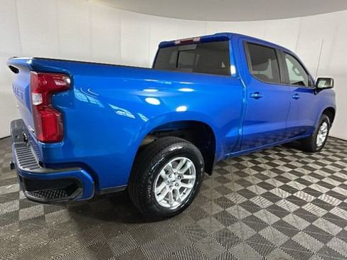 Used 2022 Chevrolet Silverado 1500 RST w/ Convenience Package II AWD/4WD image 2