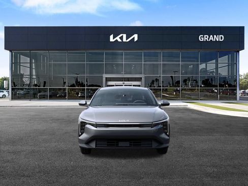 New 2026 Kia K4 FWD image 2