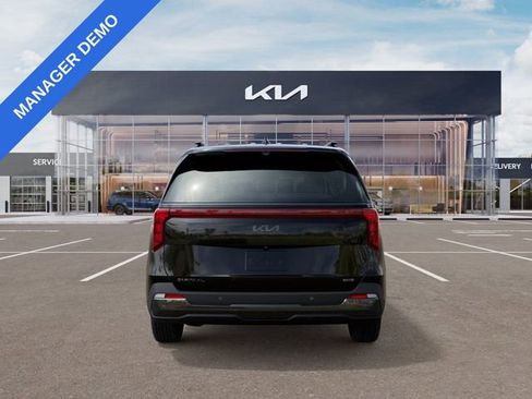 New 2025 Kia Carnival SX image 5