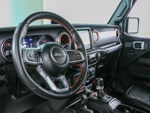 Used 2022 Jeep Gladiator Mojave w/ LED Lighting Group AWD/4WD image 23