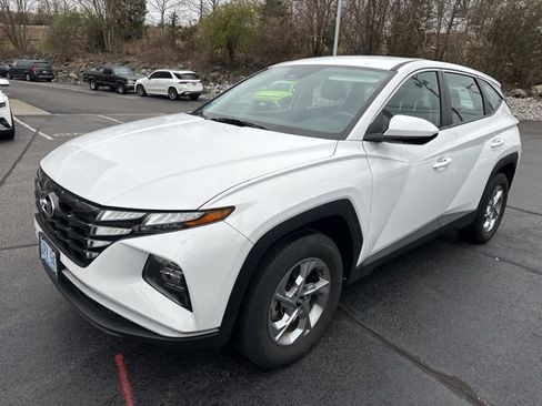 Used 2023 Hyundai Tucson SE AWD/4WD image 4