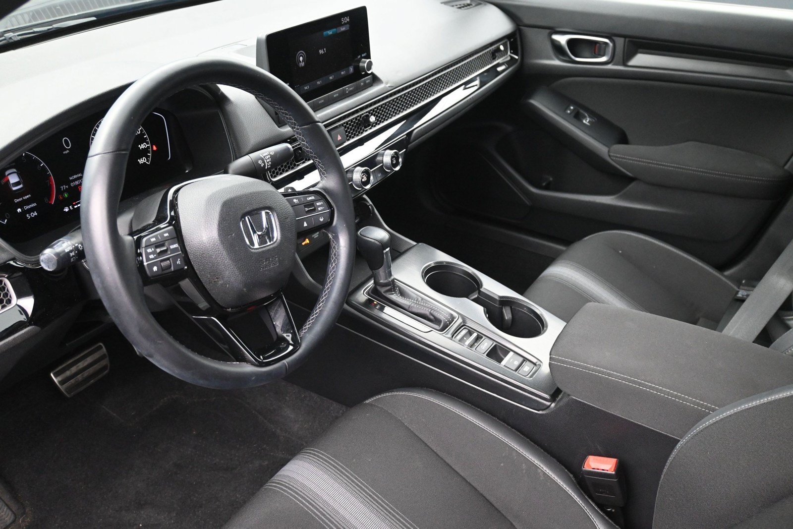 Used 2024 Honda Civic Sport image 35