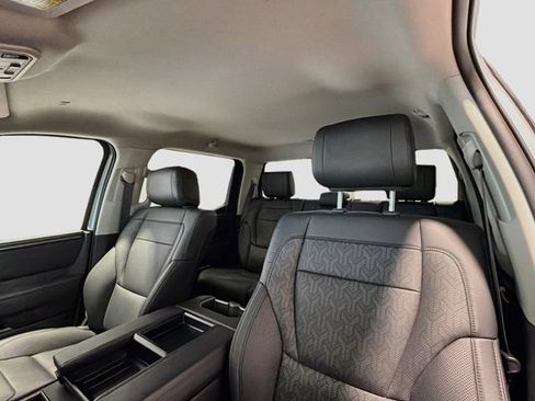 Used 2024 Toyota Tundra Limited AWD/4WD image 18
