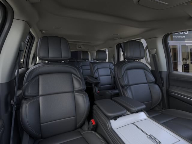 New 2026 Lincoln Navigator Premiere AWD/4WD image 10