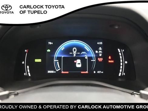 Used 2025 Toyota Camry SE FWD image 18
