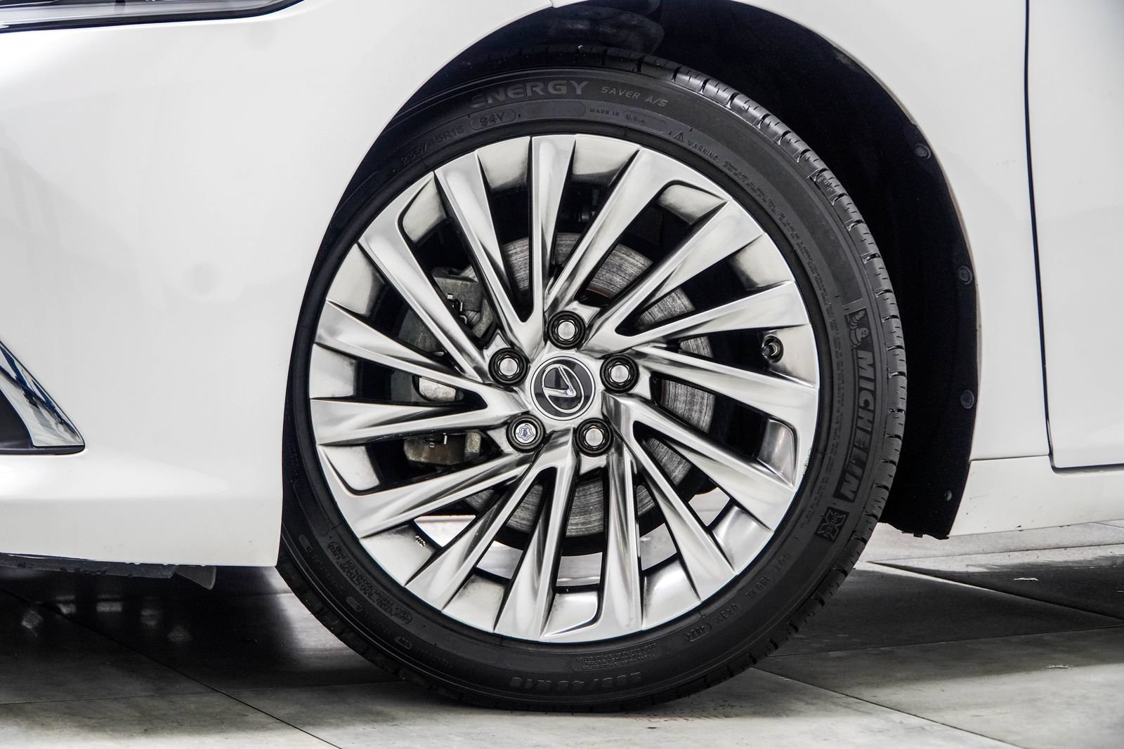 Used 2022 Lexus ES 350 Ultra Luxury w/ Accessory Package 2 FWD image 7