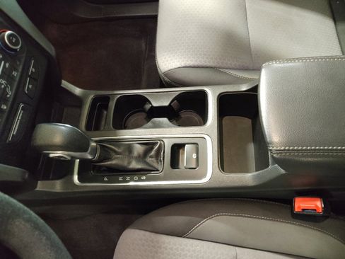 Used 2018 Ford Escape SE image 26