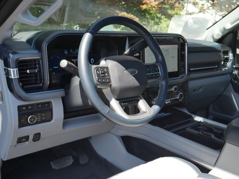 Certified 2024 Ford F350 Limited w/ FX4 Off-Road Package AWD/4WD image 4