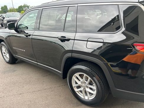 Used 2023 Jeep Grand Cherokee L Laredo AWD/4WD image 4
