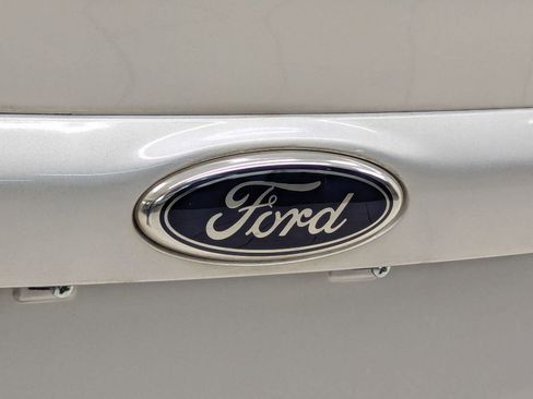 Used 2017 Ford C-MAX SE image 30