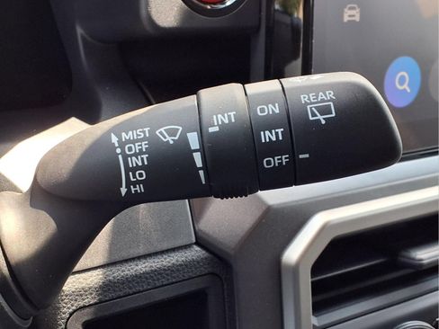 Used 2026 Toyota 4Runner TRD Off-Road Premium AWD/4WD image 25