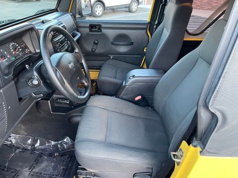 Used 2006 Jeep Wrangler X image 9