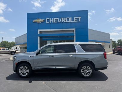 Used 2024 GMC Yukon XL SLT w/ SLT Premium Package