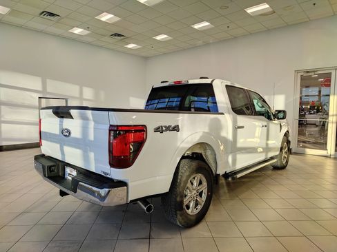 Used 2025 Ford F150 XLT w/ Equipment Group 301A Standard image 3