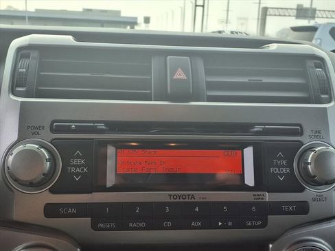 Used 2011 Toyota 4Runner SR5 image 4