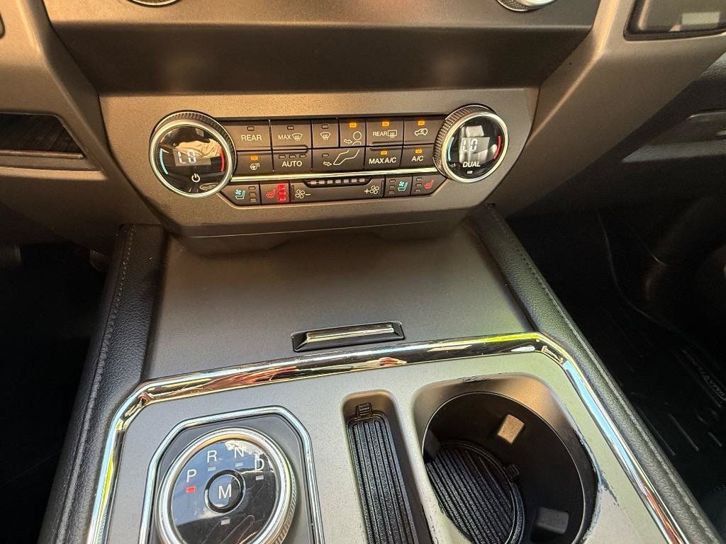 Used 2021 Ford Expedition XLT RWD image 15