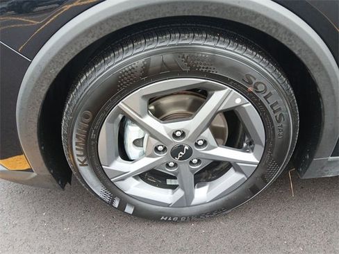 Certified 2025 Kia K4 LXS image 10