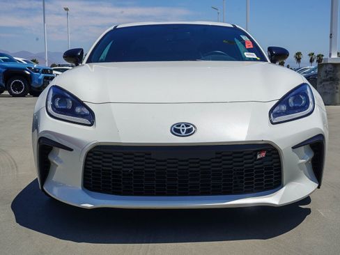 Certified 2025 Toyota GR86 Premium w/ ALL Weather Mat Package (TMS) RWD image 2