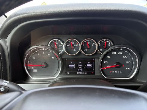 Used 2023 Chevrolet Silverado 2500 LT w/ Convenience Package AWD/4WD image 18