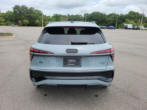 New 2026 Audi Q3 quattro 2.0T AWD/4WD image 5