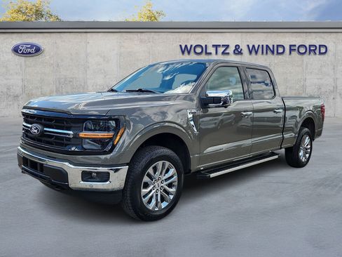 Used 2025 Ford F150 XLT w/ Equipment Group 303A High AWD/4WD image 3