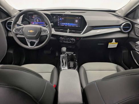 New 2026 Chevrolet Trax LT w/ Driver Confidence Package FWD image 16