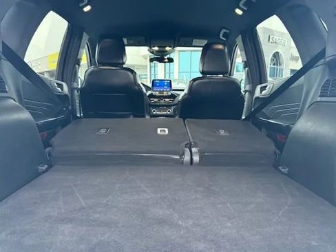 Used 2023 Ford Escape ST-Line image 8