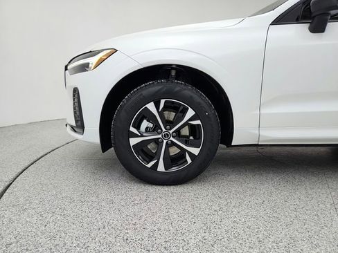 New 2026 Volvo XC60 B5 Core image 13