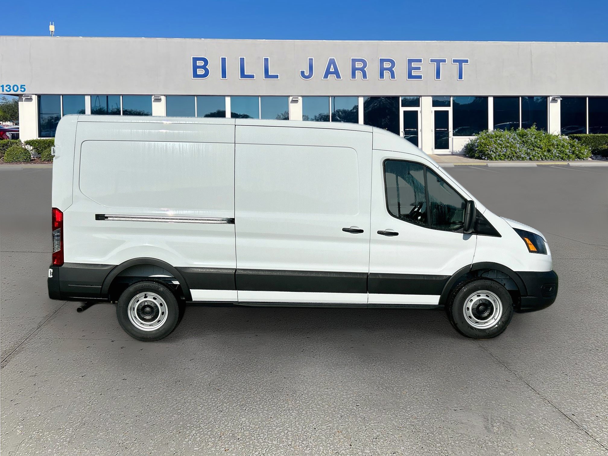 New 2027 Ford Transit 250 148 Medium Roof w/ Load Area Protection Package RWD image 3