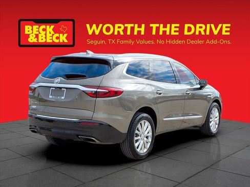 Used 2020 Buick Enclave Essence w/ Trailering Package, 5000 lbs. image 5