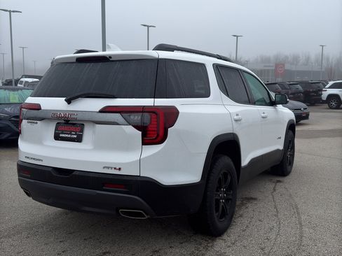 Used 2022 GMC Acadia AT4 w/ Technology Package AWD/4WD image 5