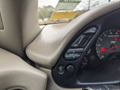 Used 2003 Chevrolet Corvette Convertible w/ Preferred Equipment Group1 image 26