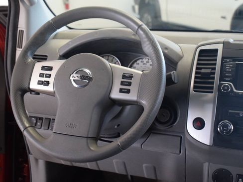 Used 2015 Nissan Frontier Desert Runner RWD image 52