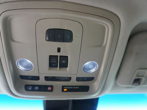 Used 2013 Cadillac XTS Luxury w/ Driver Awareness Package FWD image 31