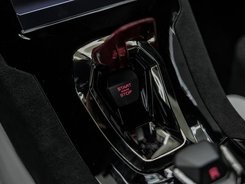 Used 2023 Lamborghini Huracan Tecnica image 28