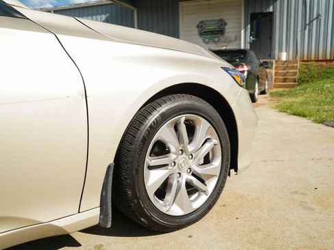 Used 2019 Honda Accord LX image 18