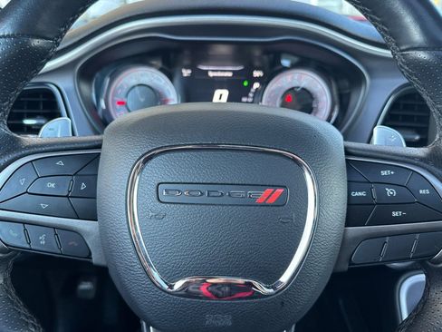 Used 2019 Dodge Challenger R/T Scat Pack w/ Shaker Package image 25