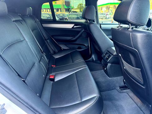 Used 2016 BMW X4 M40i image 12