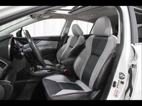 Used 2019 Subaru Crosstrek 2.0i Limited w/ Moonroof Package w/Navigation AWD/4WD image 5