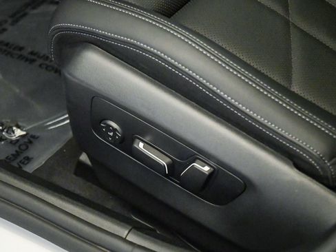 Used 2026 BMW 530i w/ M Sport Package RWD image 23