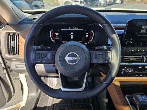 Used 2024 Nissan Pathfinder Platinum w/ Black Appearance Package image 16