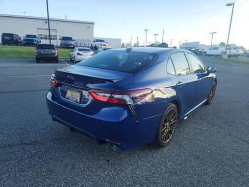 Used 2023 Toyota Camry SE image 5