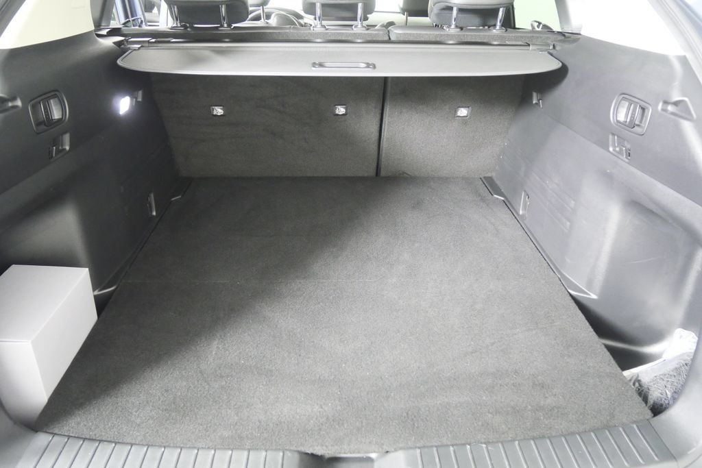 Used 2026 MAZDA CX-50 AWD 2.5 S w/ Cargo Package image 16