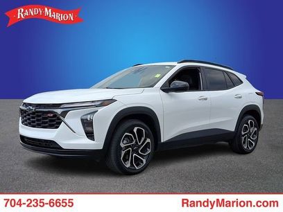 Certified 2025 Chevrolet Trax RS w/ Sunroof Package