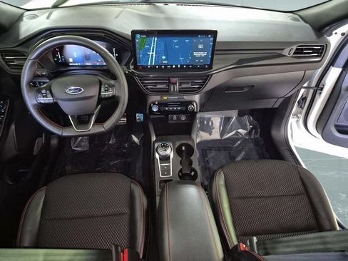 Used 2024 Ford Escape ST-Line w/ Tech Pack #1 AWD/4WD image 28