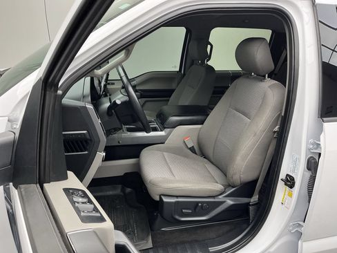 Used 2020 Ford F150 XLT w/ Equipment Group 302A Luxury AWD/4WD image 11