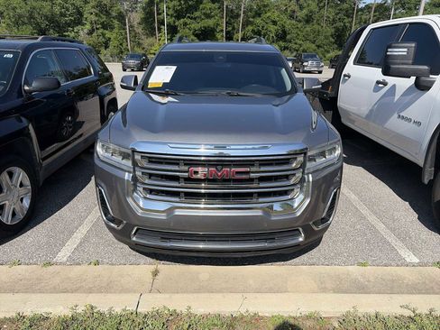 Used 2021 GMC Acadia SLT w/ LPO, Floor Liner Package FWD image 3